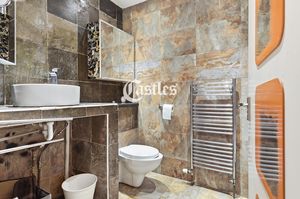 Photo 21- click for photo gallery